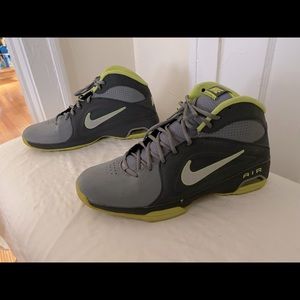 Nike Air Visi Pro III size 13